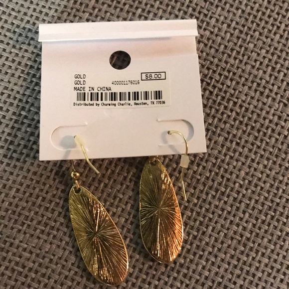 NWT pierced earrings - Picture 3 of 3